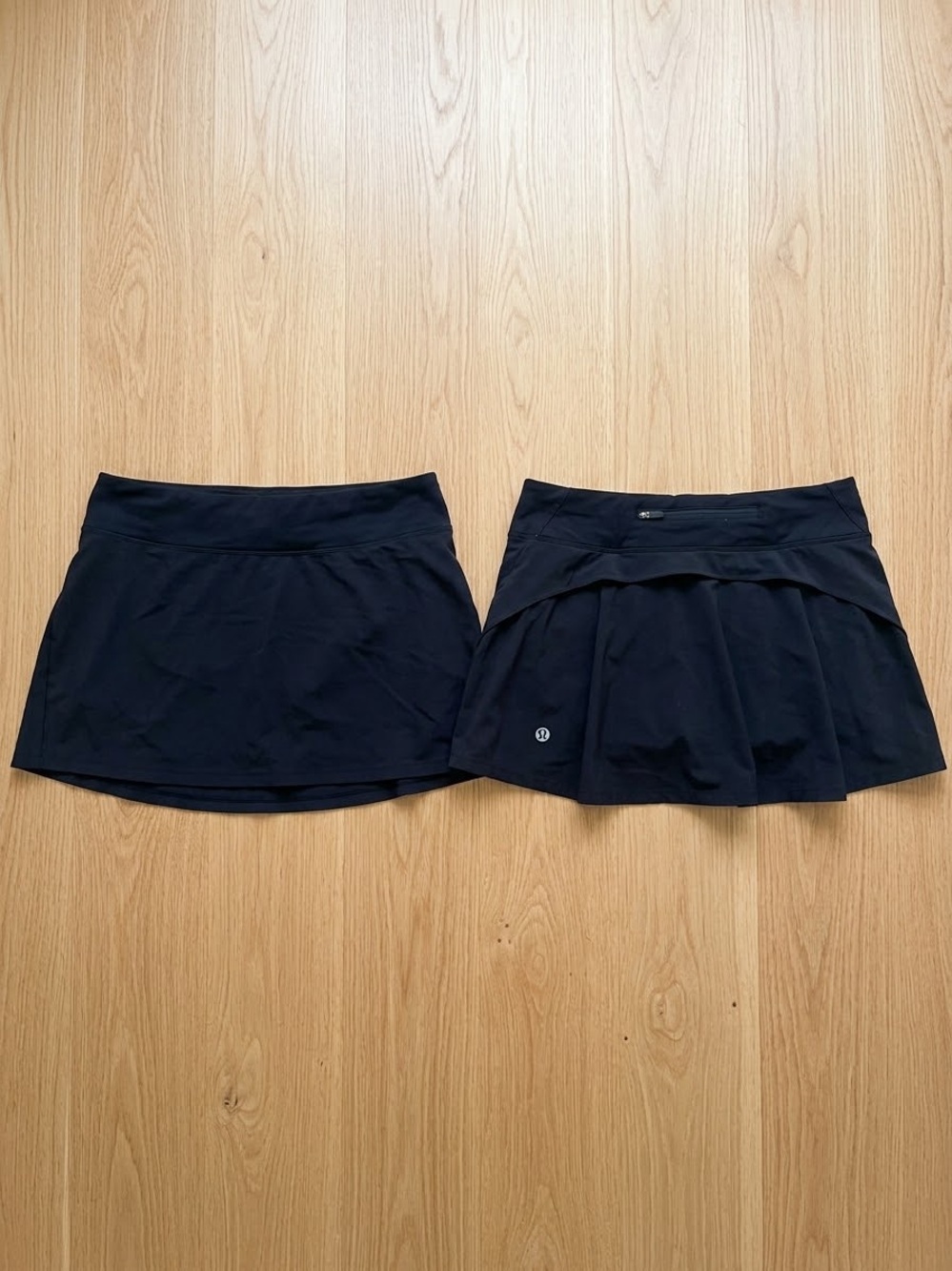 lululemon athletica Women’s Black Skirt built in short size 8